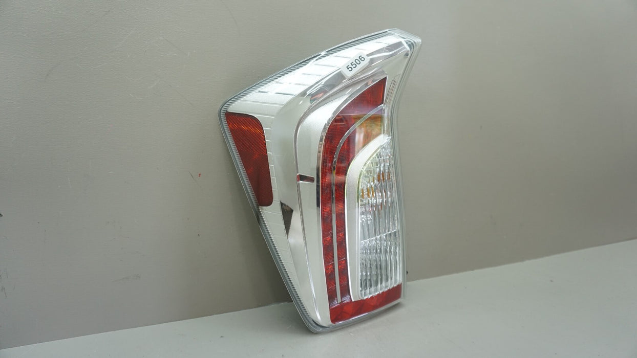 2012-2015 TOYOTA PRIUS REAR LEFT DRIVER SIDE TAIL LIGHT BRAKE STOP LAMP OEM