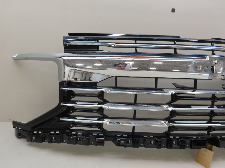 2024 CHEVROLET TAHOE, SUBURBAN FRONT RADIATOR GRILL GRILLE OEM