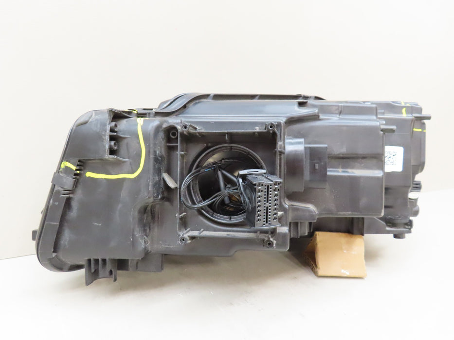 2020-2022 VOLKSWAGEN PASSAT FRONT RIGHT PASSENGER SIDE HEADLIGHT OEM