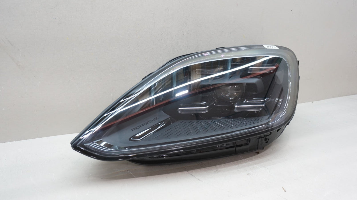 2024-2025 PORSCHE CAYENNE FRONT LEFT DRIVERS SIDE LED HEADLIGHT OEM