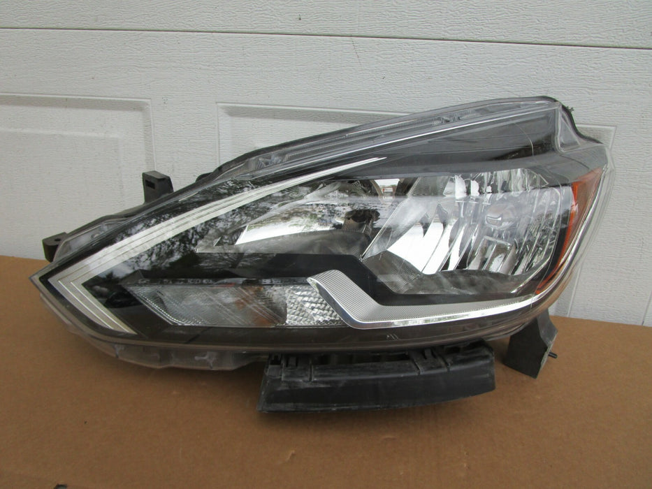 16 17 18 NISSAN SENTRA FRONT LEFT DRIVERS SIDE HEADLIGHT OEM