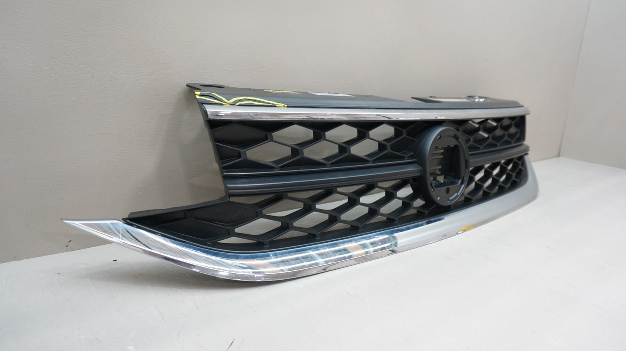 2022-2024 VOLKSWAGEN TAOS FRONT BUMPER RADIATOR GRILLE OEM 2GJ853651