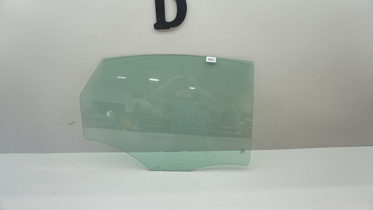 2012-2018 AUDI A6 C7 SEDAN REAR RIGHT SIDE DOOR PANEL WINDOW GLASS OEM 43R00082