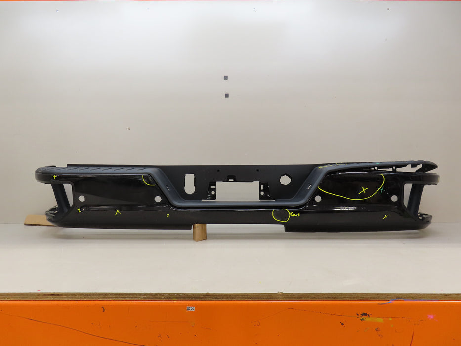2020-2024 GMC SIERRA CHEVROLET SILVERADO 2500 3500 REAR BUMPER METAL OEM