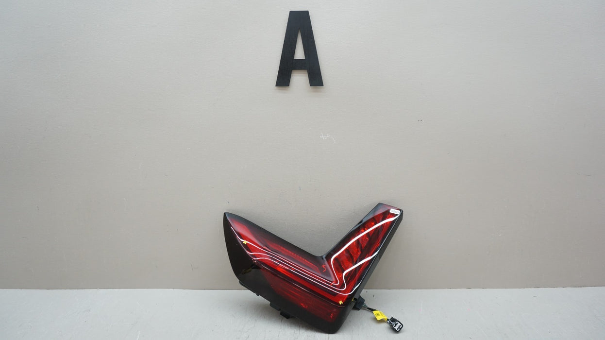 2025-2026 KIA K4 RH RIGHT OUTER LED TAIL LIGHT 92402-GG OEM