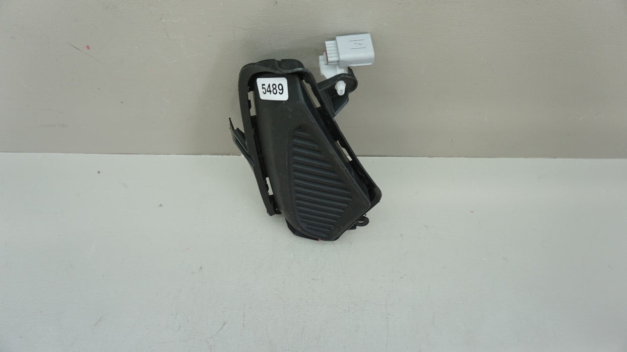 2019-2020 TOYOTA RAV4 FRONT LEFT BUMPER FOG LIGHT COVER GRILLE OEM 52128-0R150