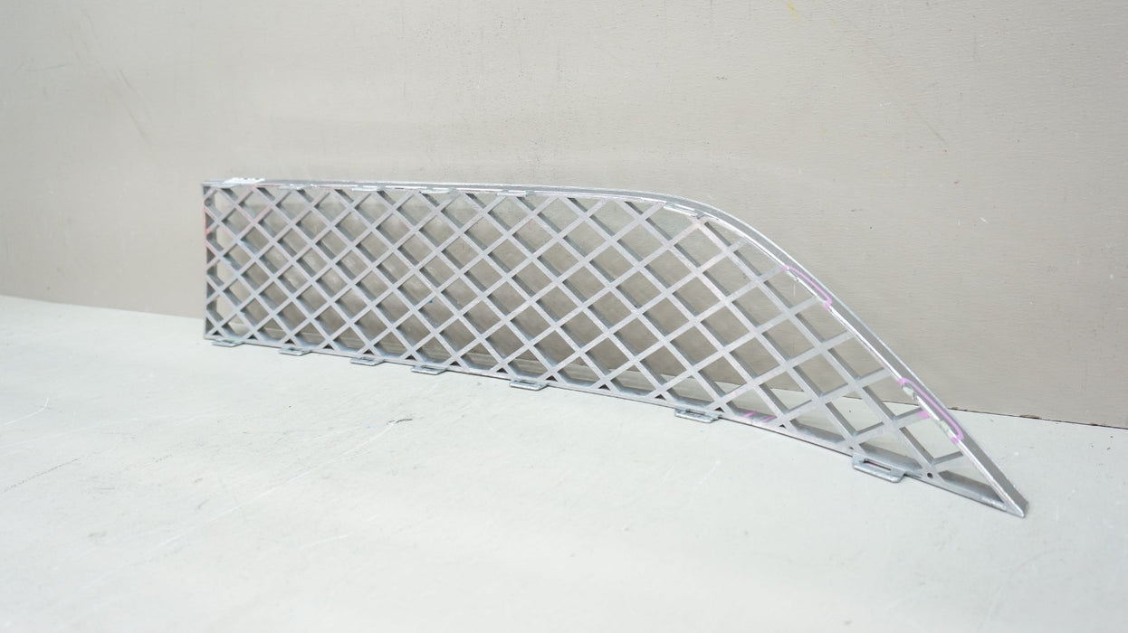 2020-2022 BENTLEY CONTINENTAL GT FRONT RIGHT PASSENGER SIDE BUMPER GRILLE OEM