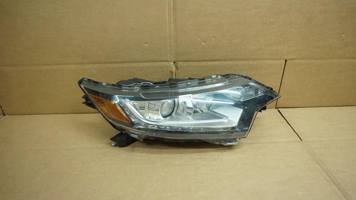 2016-2018 MITSUBISHI OUTLANDER RIGHT PASSENGER SIDE HEADLIGHT LAMP LIGHT OEM