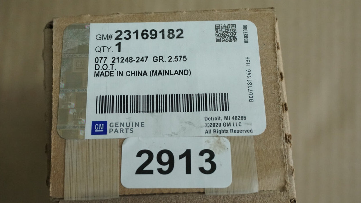 2016-2021 CHEVROLET CAMARO CADILLAC ATS FRONT RIGHT BUMPER MARKER LIGHT LAMP OEM