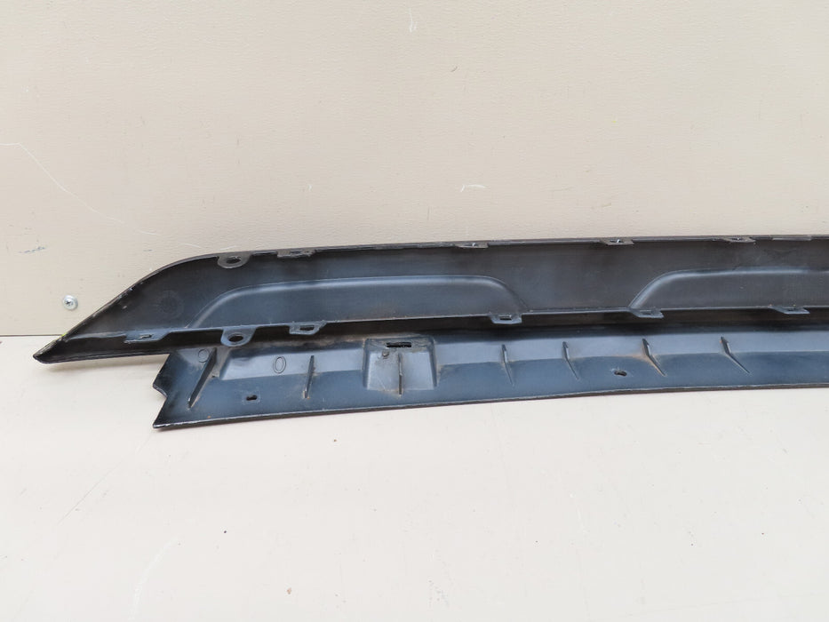 2022 2023 VOLKSWAGEN TIGUAN R-LINE REAR LOWER DIFFUSER OEM 5NN.807.568.E