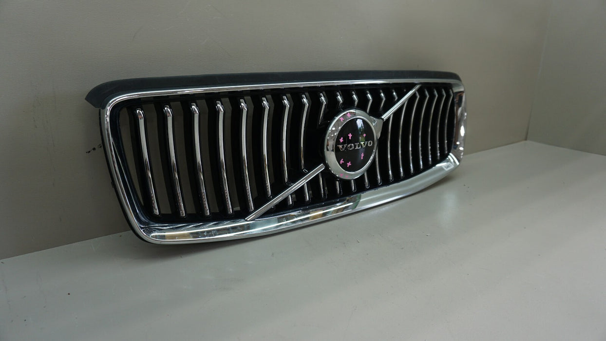 2020-2021 VOLVO XC90 FRONT BUMPER RADIATOR GRILLE GRILL W/ EMBLEM OEM 31698384