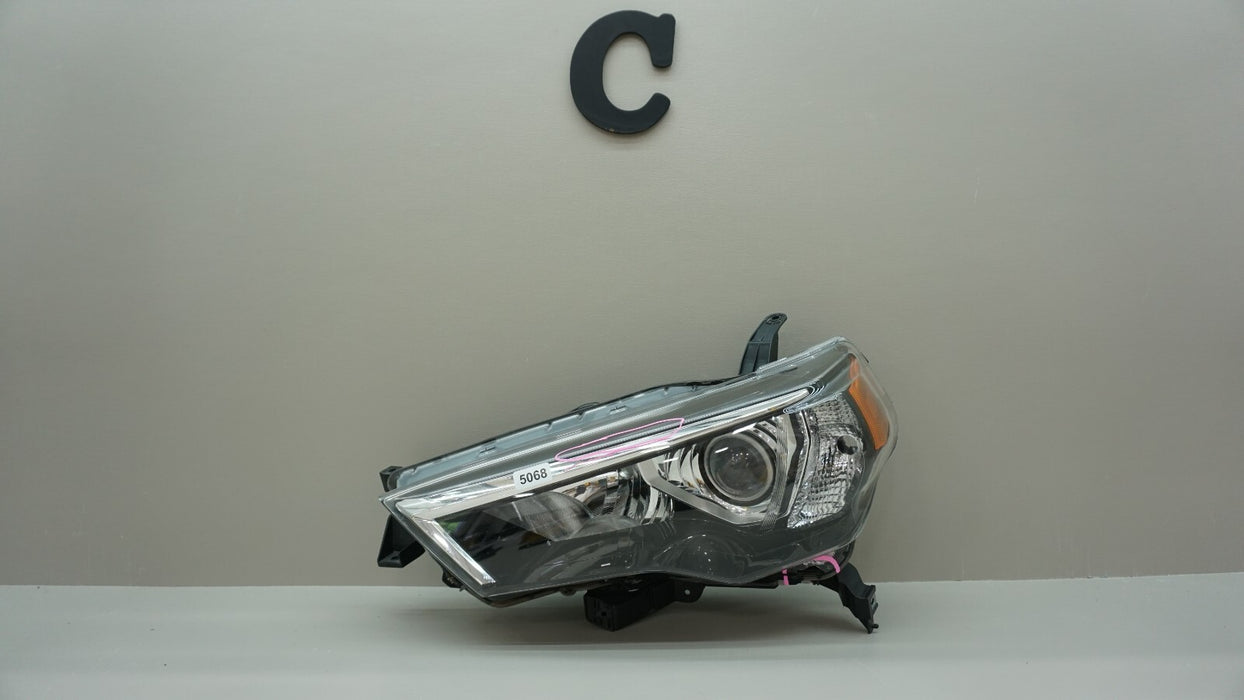 2014-2020 TOYOTA 4RUNNER FRONT LEFT DRIVER SIDE HEADLIGHT OEM 14 15 16 17 18 19
