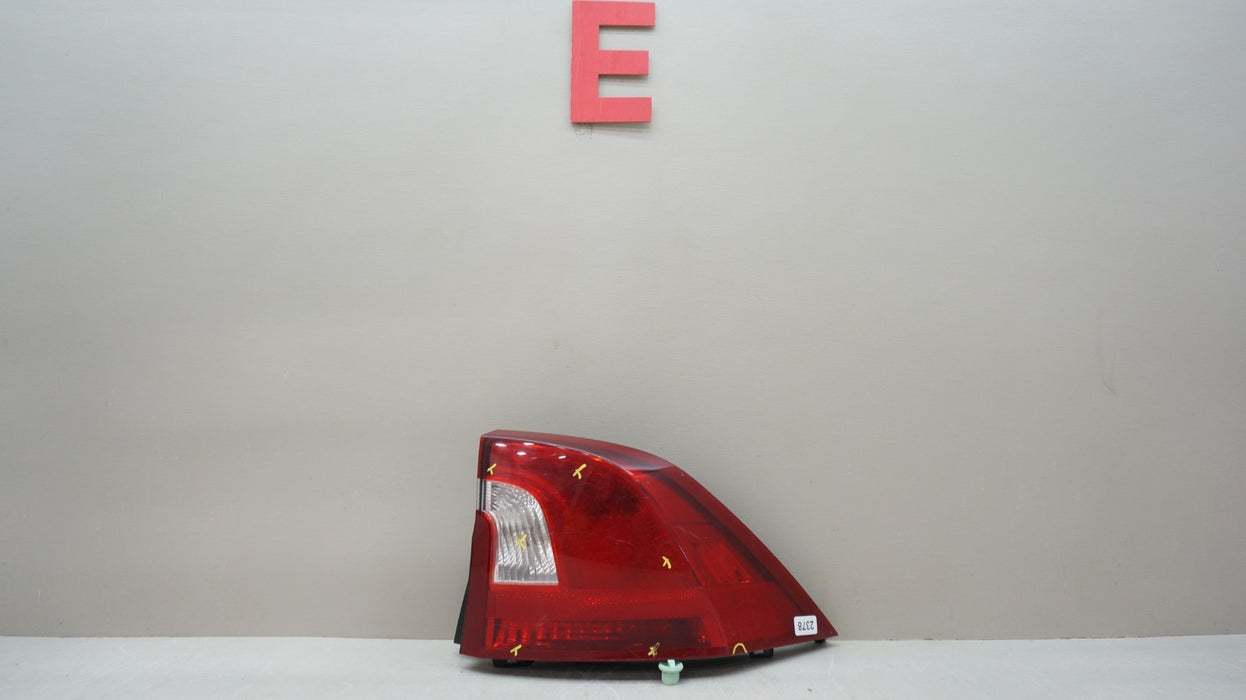 2011-2018 VOLVO S60 REAR RIGHT PASSENGER SIDE TAIL LIGHT OEM