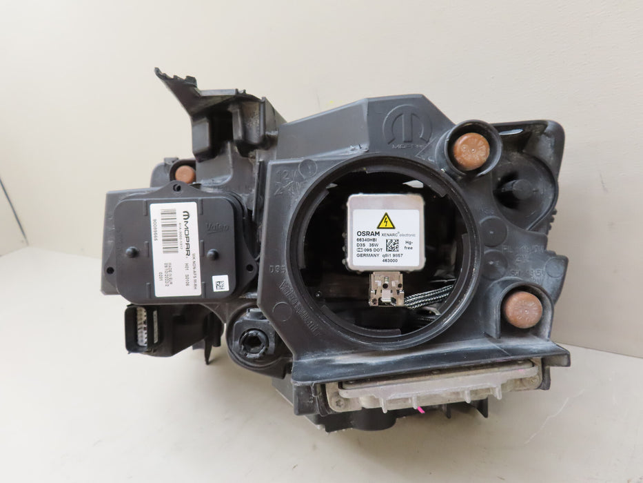 2017 2021 JEEP GRAND CHEROKEE RIGHT PASSENGER XENON HEADLIGHT OEM 68266648AF