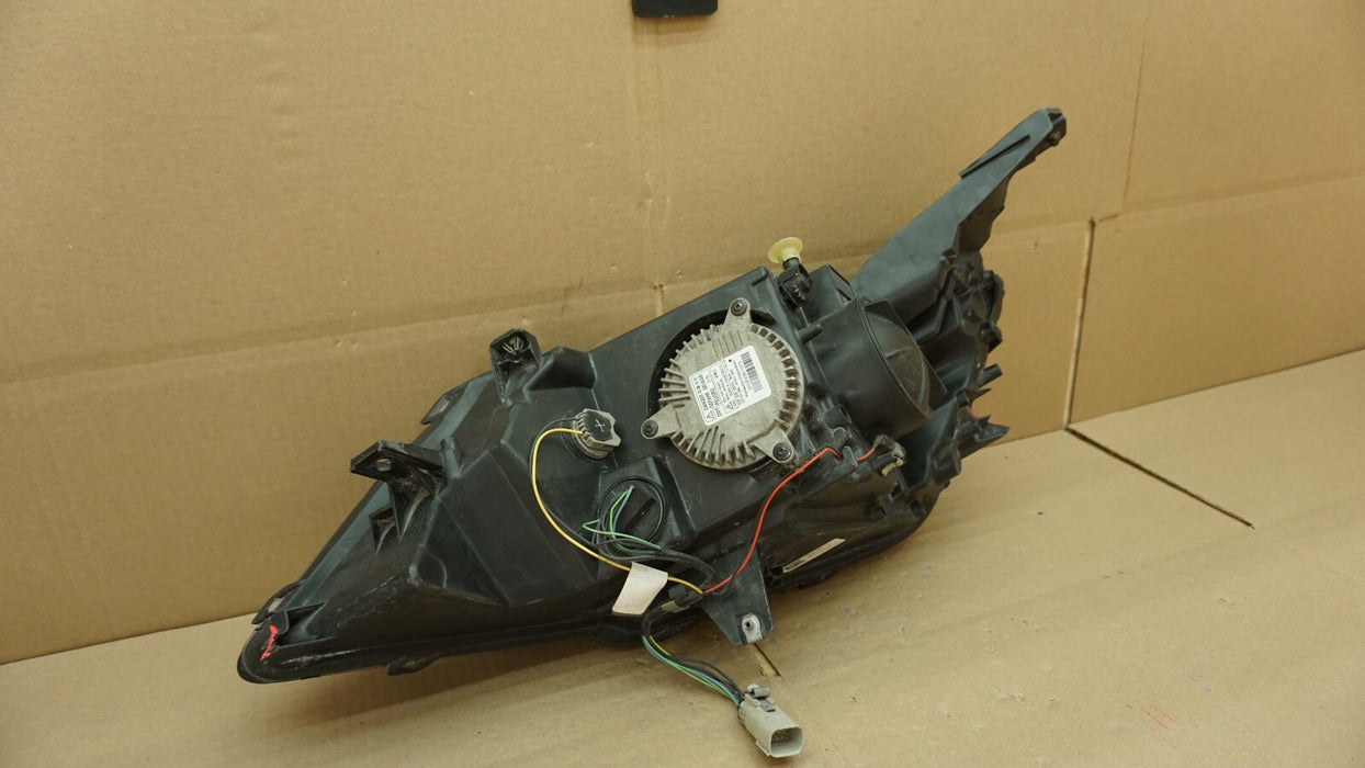 2015-2018 CHEVROLET IMPALA FRONT RIGHT PASSENGER SIDE HEADLIGHT HALOGEN OEM