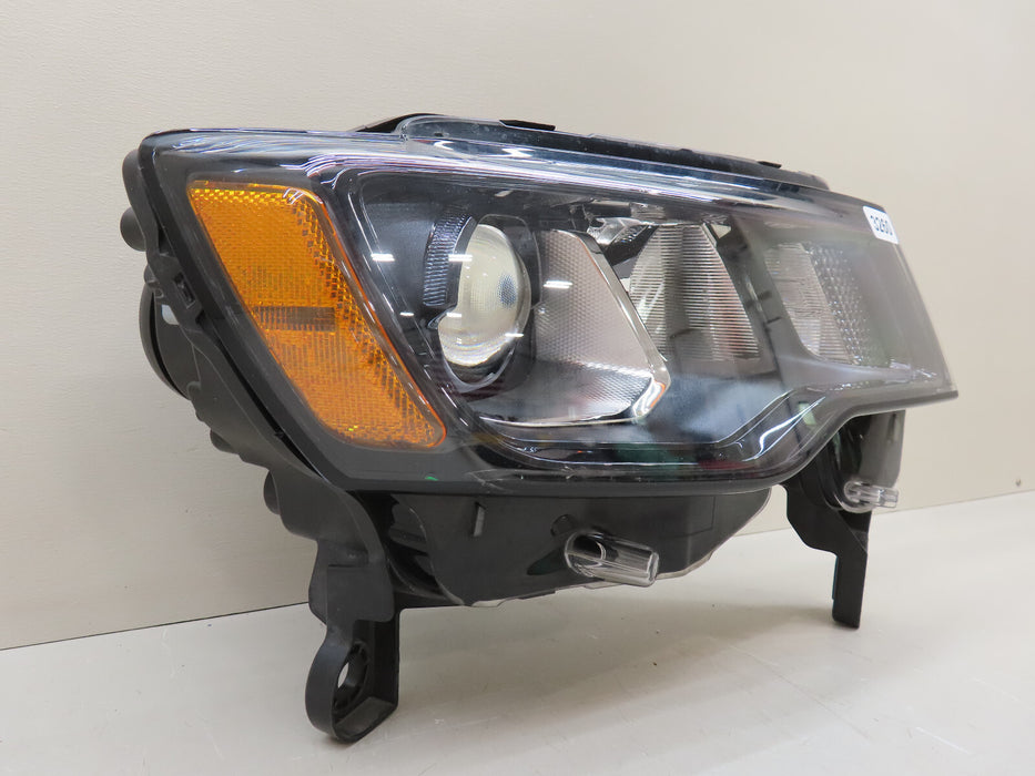 2017-2021 JEEP GRAND CHEROKEE FRONT RIGHT PASSENGER SIDE HEADLIGHT OEM