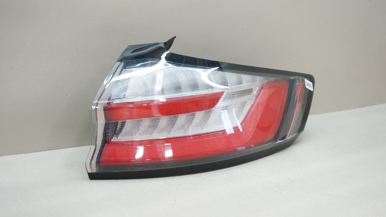 2019-2024 FORD EDGE REAR RIGHT PASSENGER SIDE TAIL LIGHT OEM