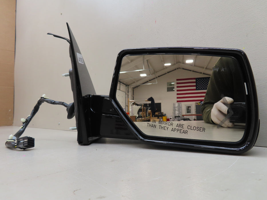 2019 2020 CHEVROLET/GMC TAHOE,SUBURBAN,YUKON XL RIGHT PASSENGER SIDE MIRROR OEM