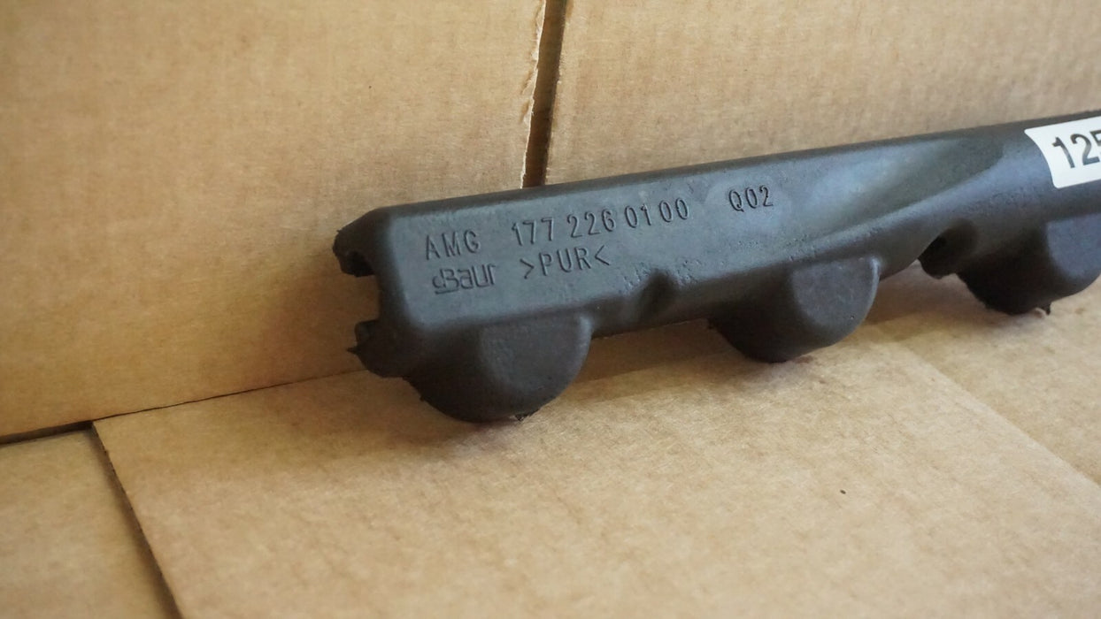 2016-2020 MERCEDES C63 AMG W205 4.0L M177 ENGINE LEFT FUEL RAIL INSULATION OEM