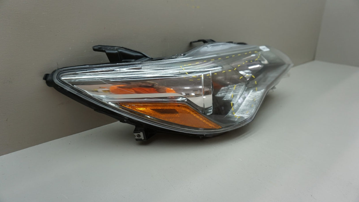 2015-2017 TOYOTA CAMRY FRONT RH RIGHT PASSENGER SIDE HEADLIGHT OEM