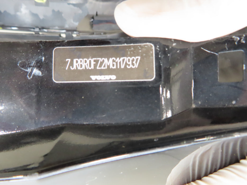 2018-2020 VOLVO V60 S60 FRONT BUMPER COVER PANEL OEM 31455622
