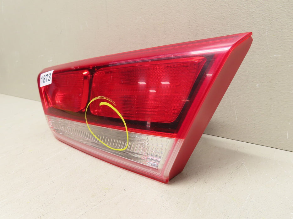 2016-2018 KIA OPTIMA REAR RIGHT PASSENGER INNER TAIL LIGHT LAMP OEM 92404-D5000