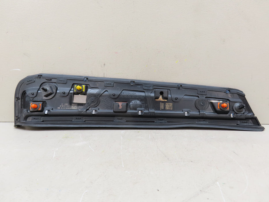 2021-2023 CHEVROLET/GMC YUKON-TAHOE REAR LEFT DRIVER MOLDING OEM 85136434