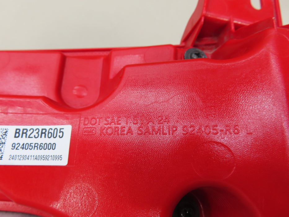 2024-2025 HYUNDAI SANTA FE REAR LEFT DRIVER SIDE LOWER INNER TAIL LIGHT OEM