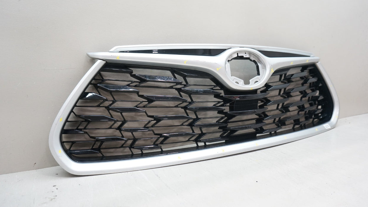 2020-2024 TOYOTA HIGHLANDER FRONT RADIATOR GRILLE GRILL 5311-OE250 OEM