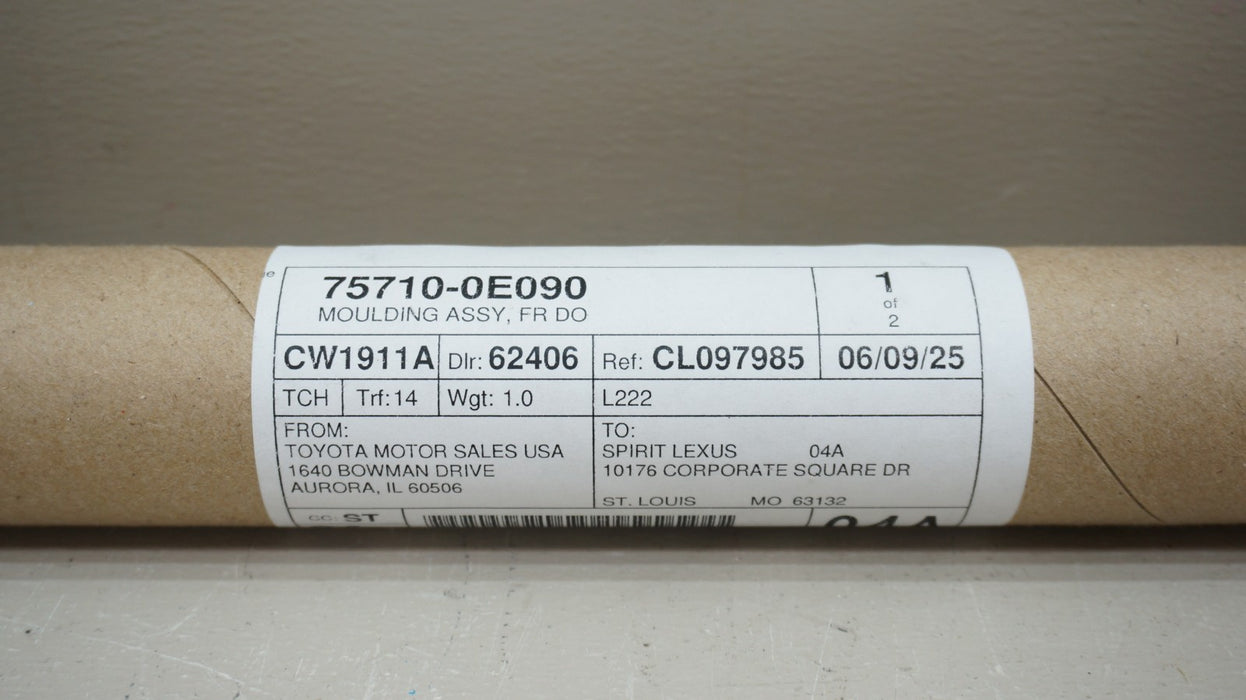 2016-2022 LEXUS RX350 RX450H FRONT RIGHT DOOR BELT MOLDING OEM 75710-0E090