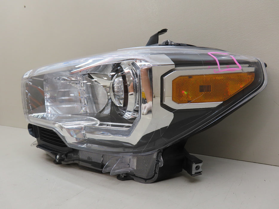 2016-2020 TOYOTA TACOMA LEFT DRIVER HEADLIGHT HALOGEN OEM