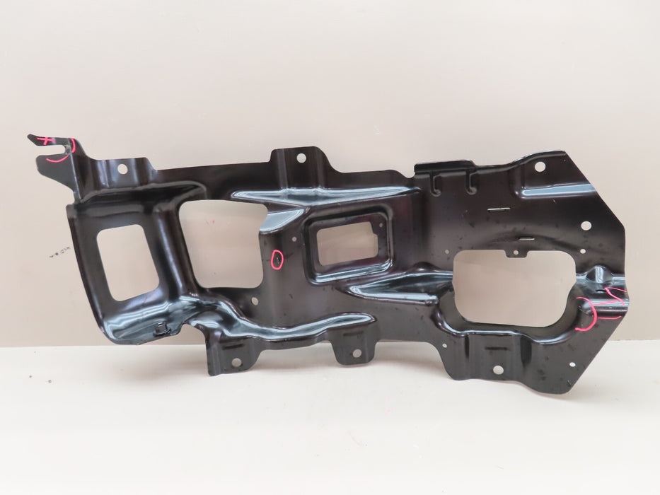 2014-2015 GMC SIERRA 1500 FRONT LEFT BUMPER MOUNT BRACKET AFTERMARKET GM1062109