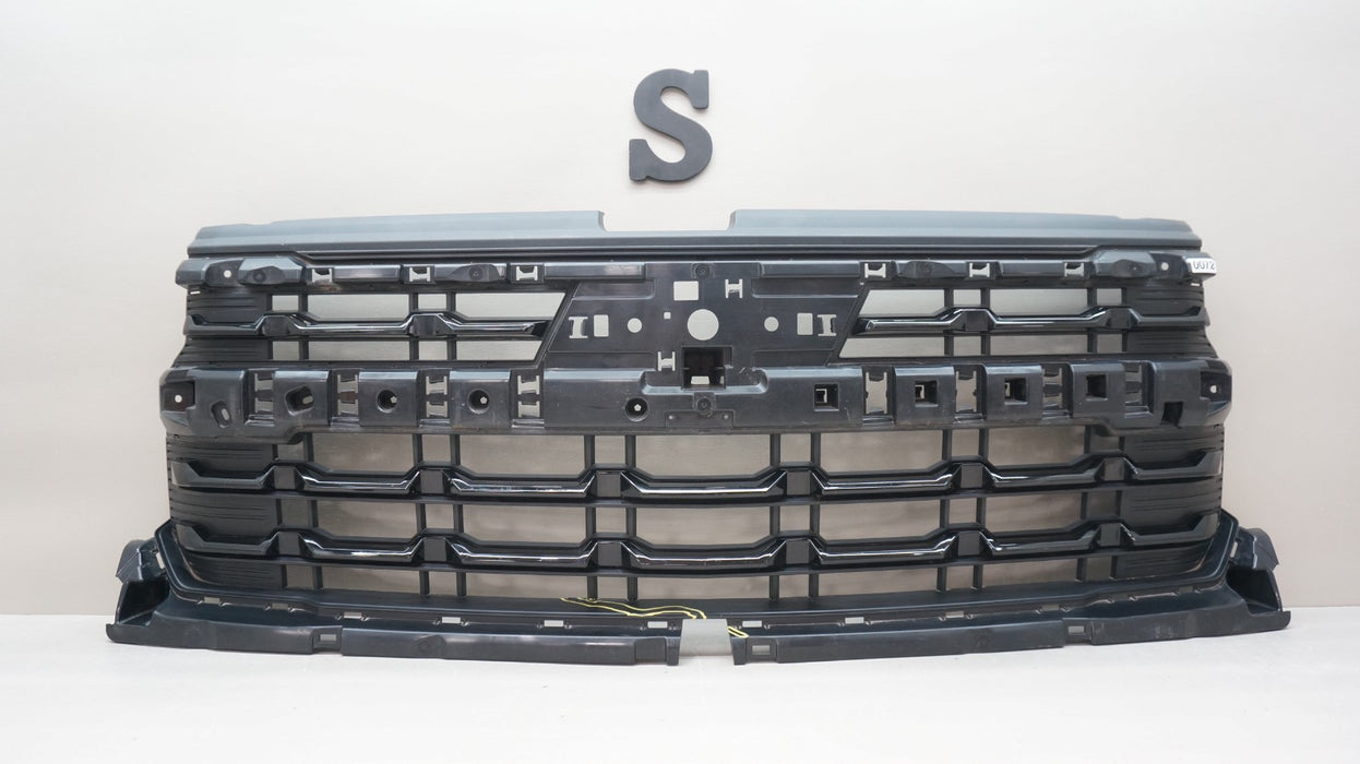 2022-2025 CHEVROLET SILVERADO 1500 FRONT BUMPER RADIATOR GRILLE OEM 85516947