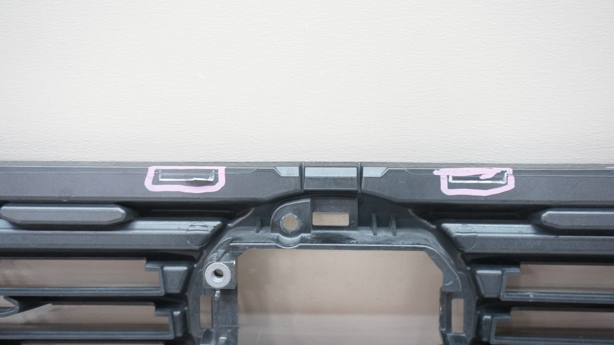 2024-2025 NISSAN SENTRA FRONT BUMPER RADIATOR GRILLE OEM 6220A6LY0A