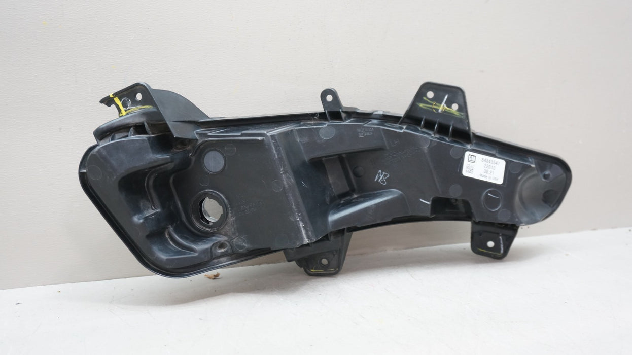 2019-2024 CHEVROLET MALIBU FRONT LEFT DRIVER SIDE HALOGEN FOG LIGHT OEM 84843547