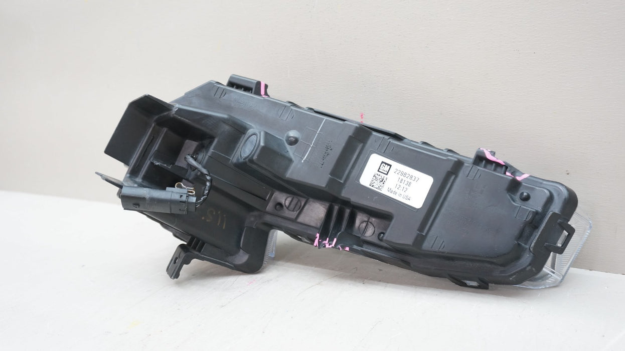 2016-2018 CHEVROLET MALIBU FRONT LEFT DRIVER SIDE FOG LIGHT OEM 22982837