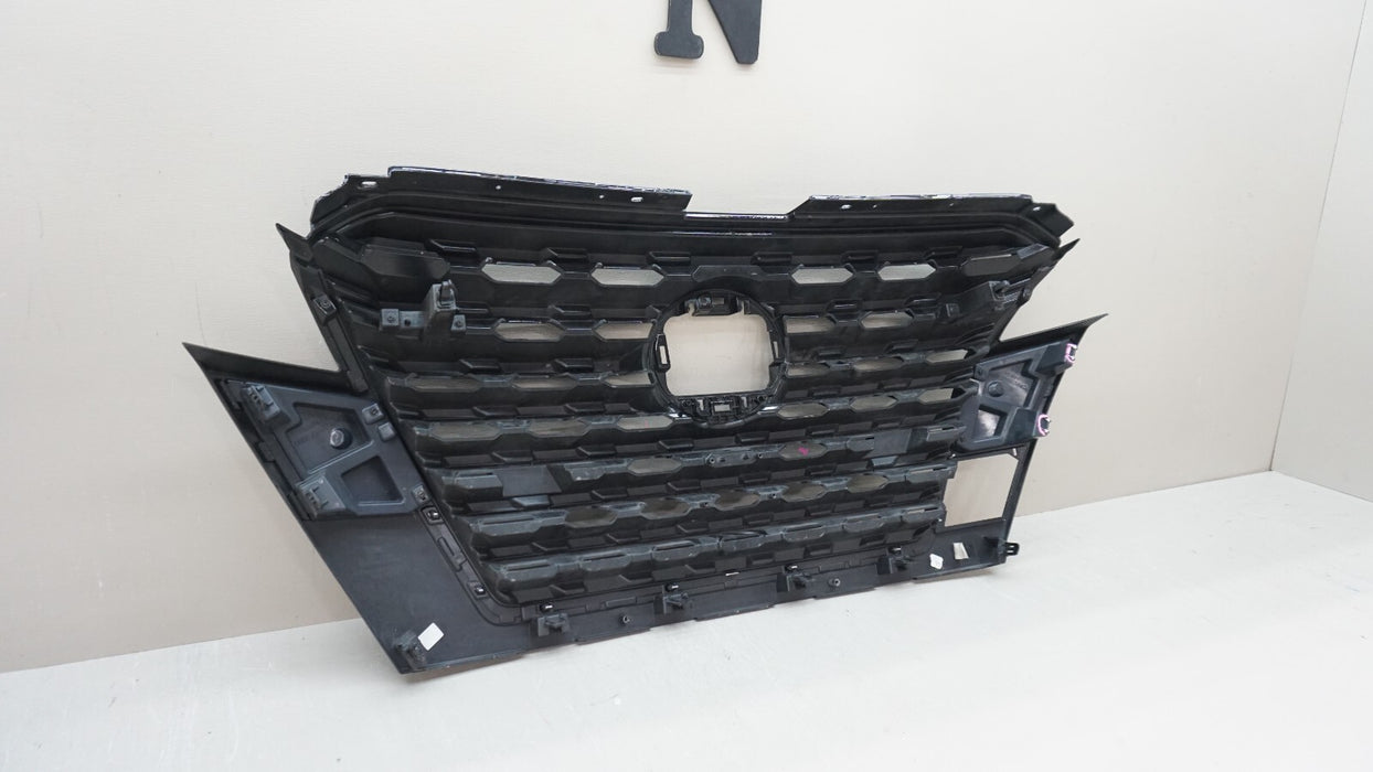 2021-2023 NISSAN KICKS FRONT RADIATOR GRILLE OEM 623109VC0
