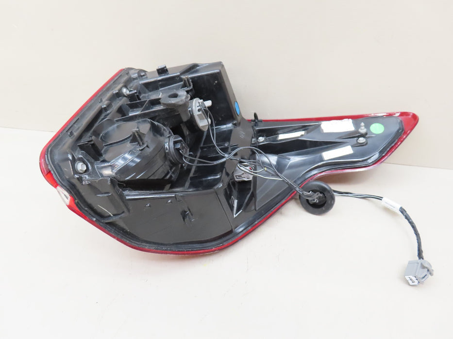 2020-2023 FORD EXPLORER REAR LEFT DRIVER SIDE TAIL LIGHT OEM