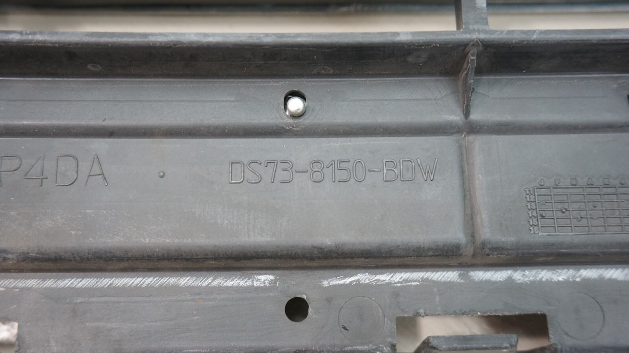 2013-2016 FORD FUSION FRONT BUMPER RADIATOR GRILLE OEM DS73-8150