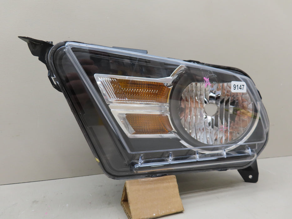 2010-2012 FORD MUSTANG FRONT LEFT DRIVER SIDE HEADLIGHT  AFTERMARKET