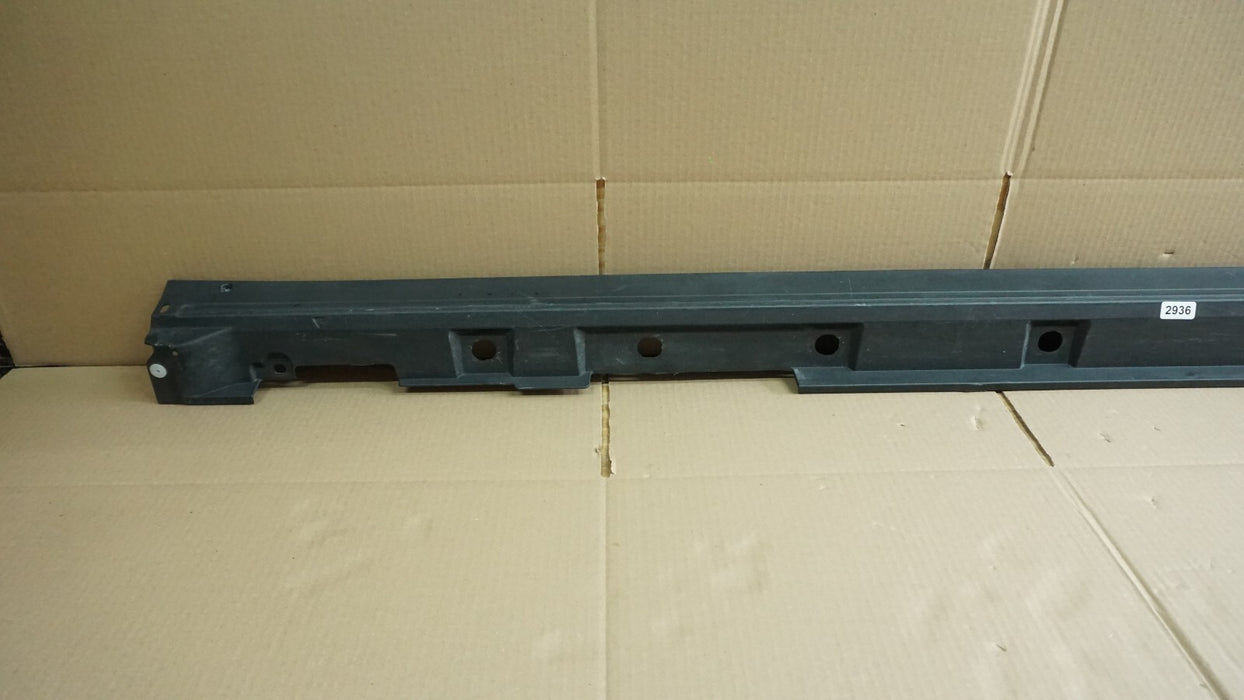 2020-2021 TOYOTA HIGHLANDER RIGHT PASSENGER SIDE ROCKER SKIRT MOLDING PANEL OEM