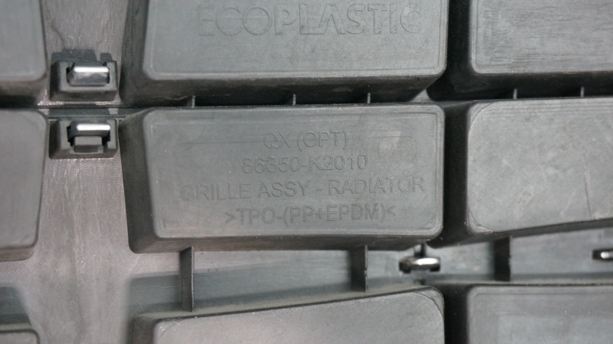 2020-2023 HYUNDAI VENUE FRONT BUMPER RADIATOR GRILLE 86350-K2010 OEM