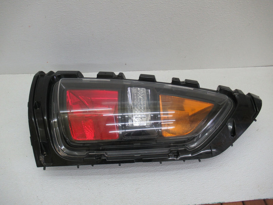 2010 2011 KIA SOUL REAR RIGHT PASSENGER SIDE TAIL LIGHT HALOGEN STOP LAMP OEM