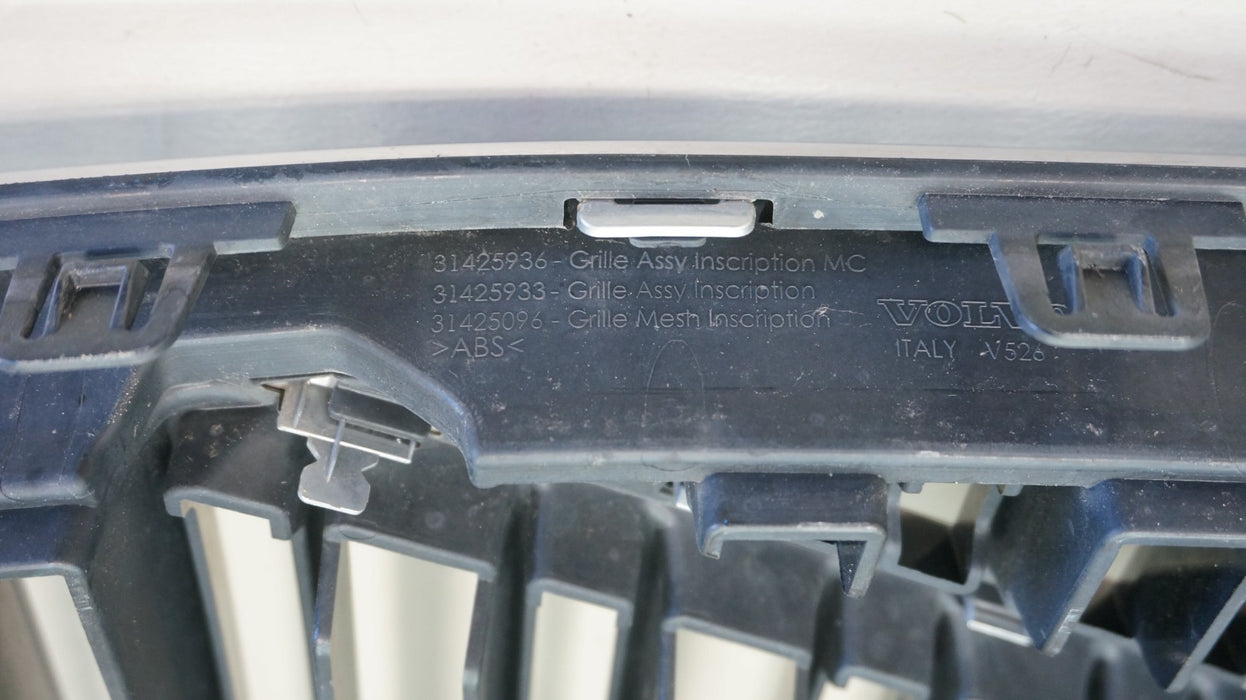 2016-2019 VOLVO XC90 FRONT RADIATOR GRILLE GRILL 31479207 OEM