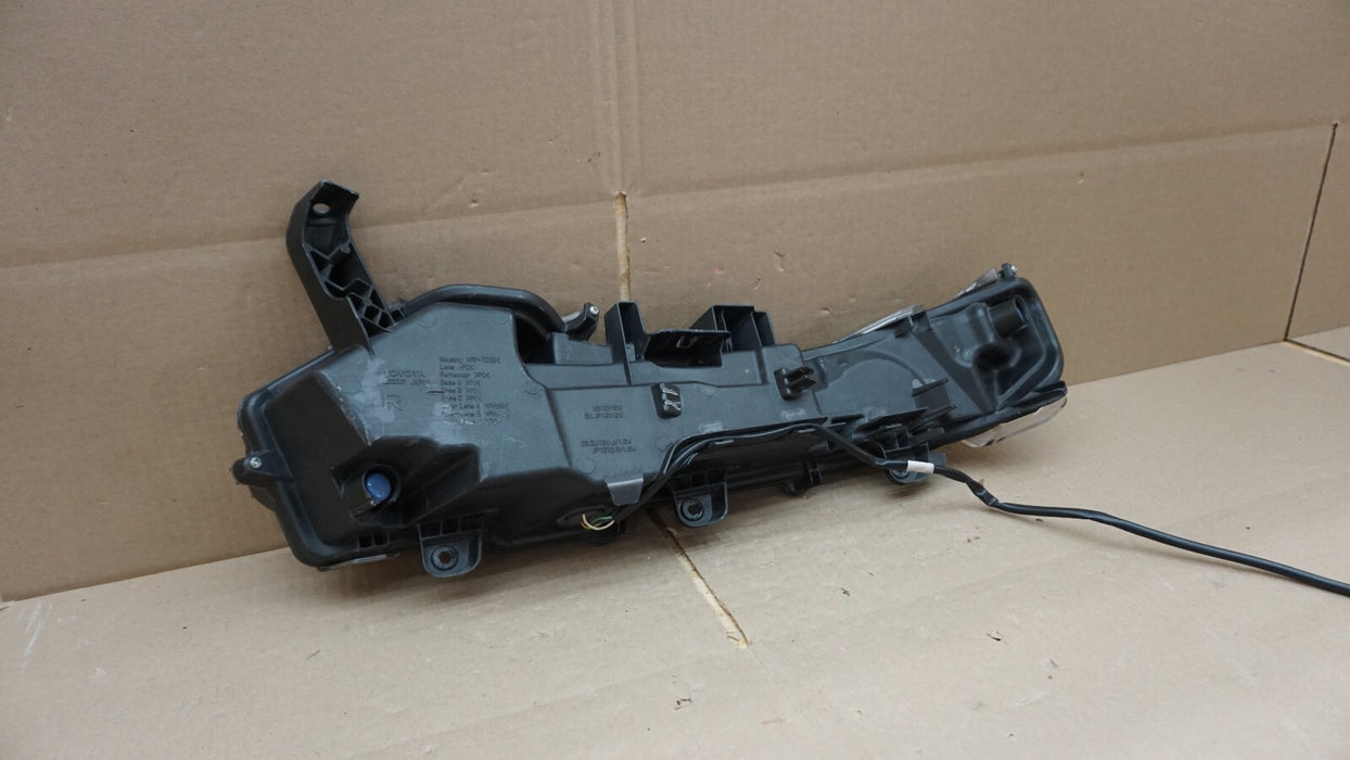 2015-2019 LEXUS NX200T NX300H RIGHT PASSENGER SIDE LED FOG LIGHT OEM