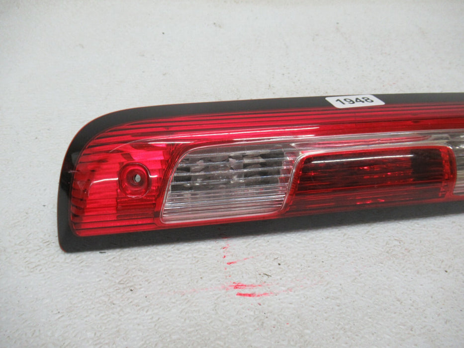 2014 - 2018 CHEVROLET SILVERADO 1500 HIGH MOUNTED 3RD THIRD BRAKE STOP LAMP OEM