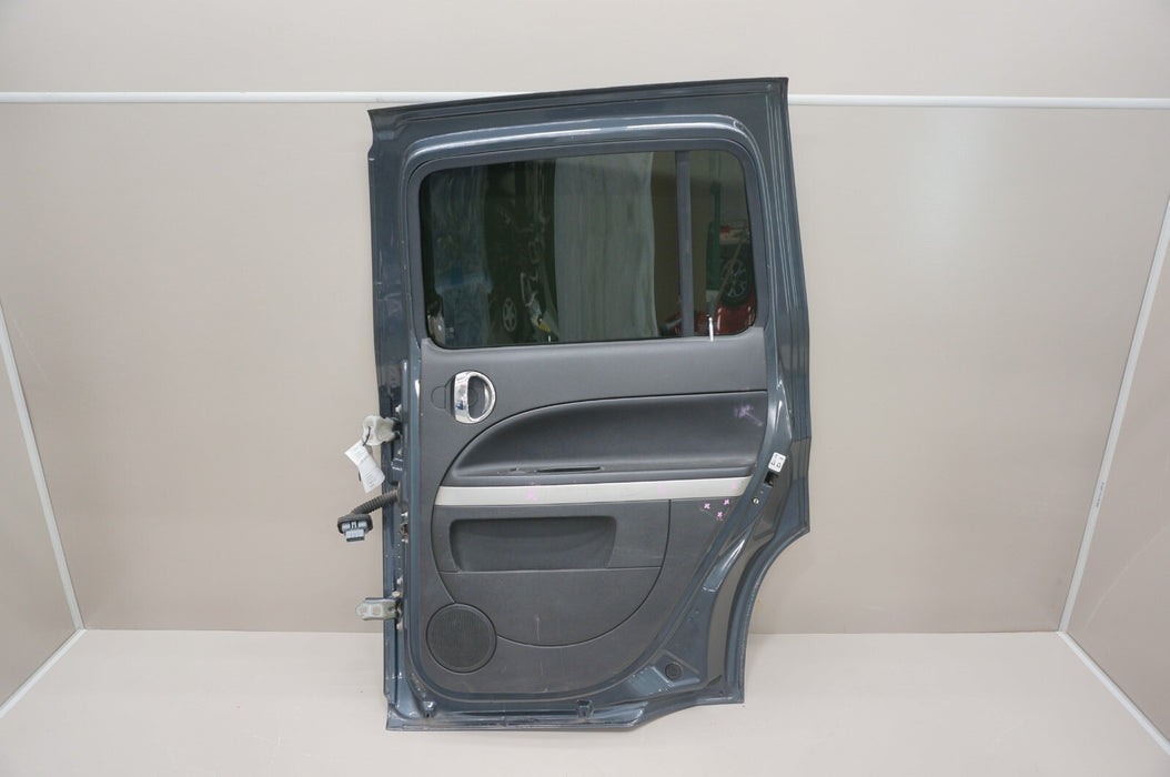 2006-2011 CHEVROLET HHR REAR RIGHT PASSENGER SIDE DOOR PANEL OEM W/ TRIM
