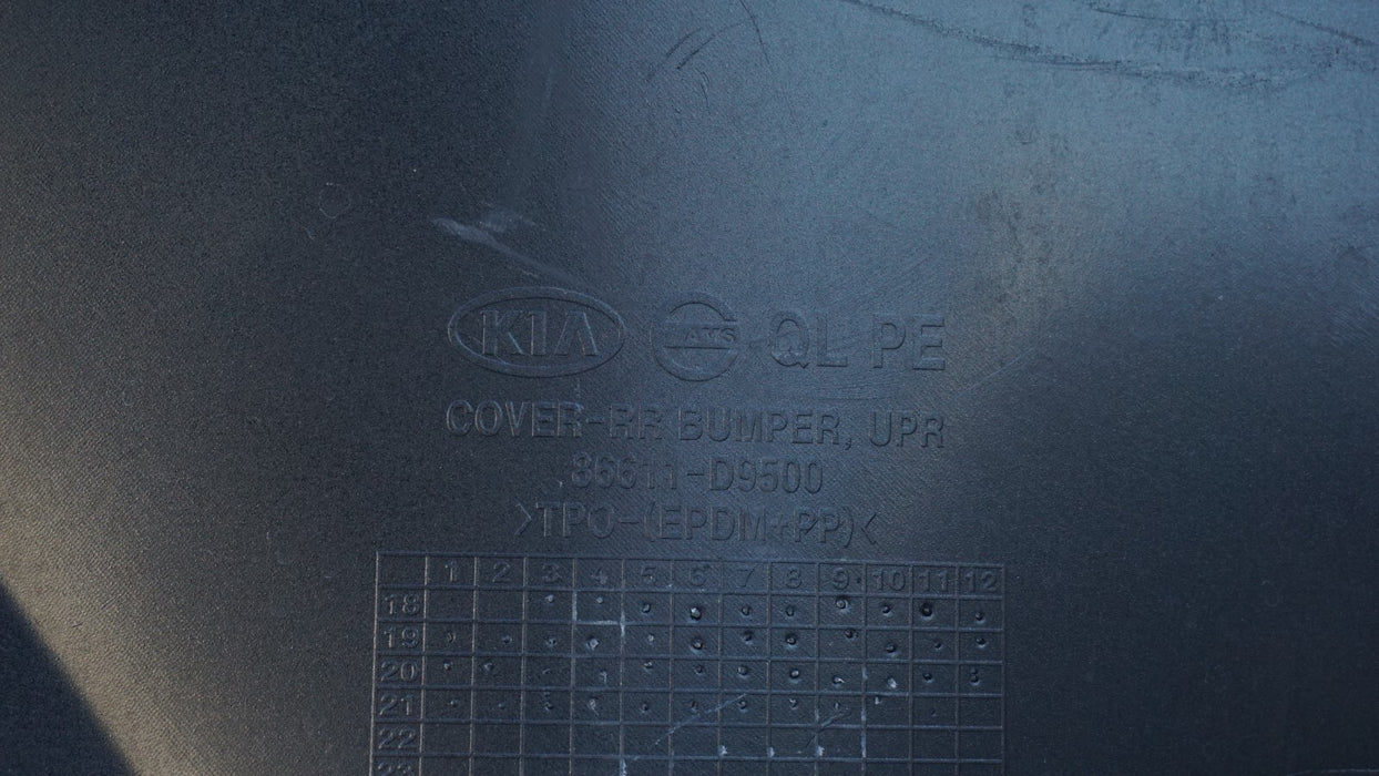2020-2021 KIA SPORTAGE REAR BUMPER COVER OEM 86611-D9500 20 21