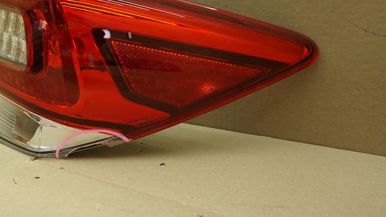 2021-2O22 SUBARU CROSSTREK RIGHT PASSENGER SIDE TAIL LIGHT LED OEM 84201-FL121
