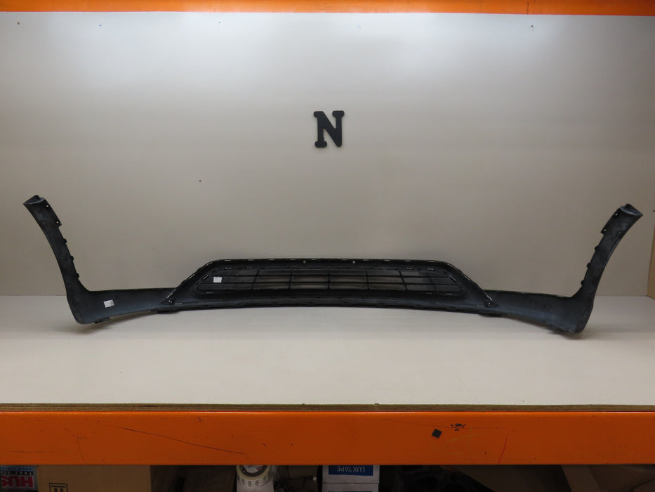 2017-2019 HYUNDAI SANTA FE LIMITED SE SEL FRONT BUMPER COVER LOWER W/GRILLE OEM